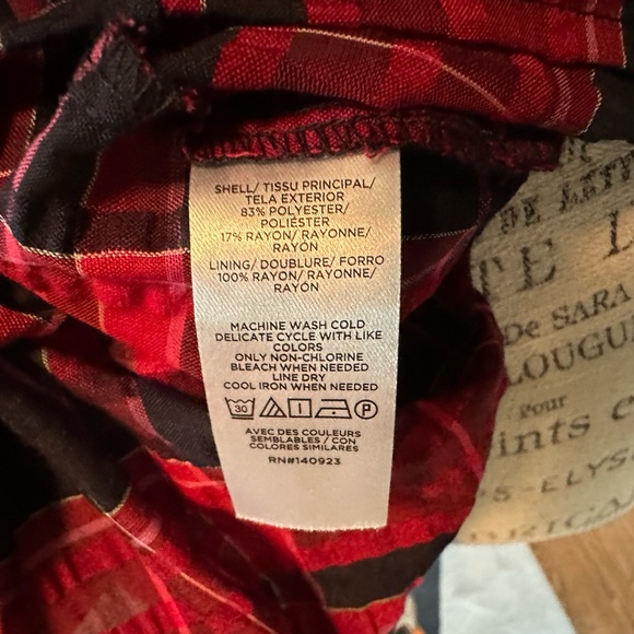 Puffy sleeved plaid blouse - Picture 5 of 5